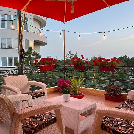Don Robert Apartment Durrës Eksteriør bilde