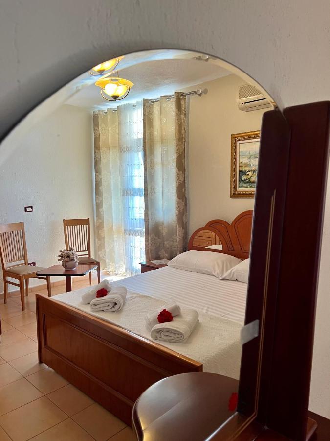 Don Robert Apartment Durrës Eksteriør bilde