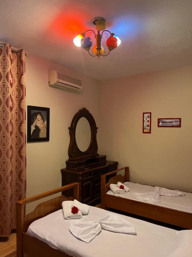 Don Robert Apartment Durrës Eksteriør bilde