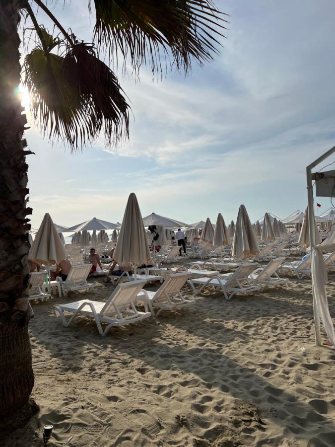 Don Robert Apartment Durrës Eksteriør bilde